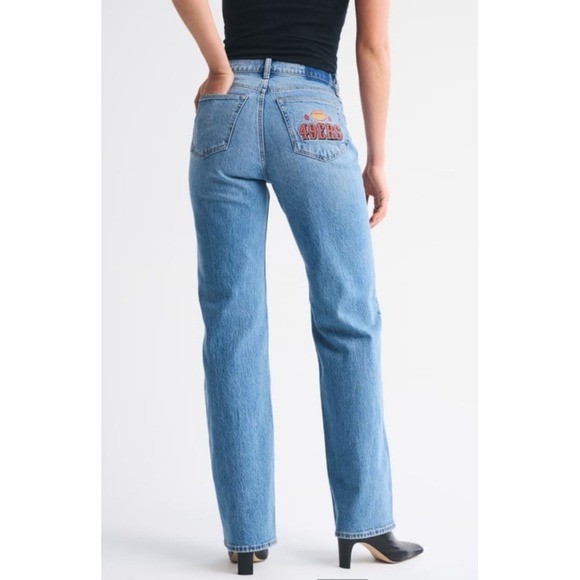 Abercrombie & Fitch High Rise 90s Relaxed San Francisco 49ers Jean Sz 31R NEW! - Picture 2 of 12